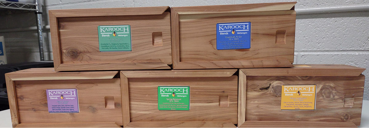 SET 10ml x 10 Bottles Oil  in a Fragrant Cedar Box
